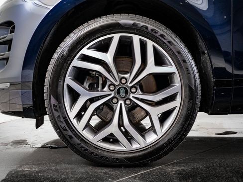 Certified 2023 Land Rover Range Rover Evoque R-Dynamic SE image 11