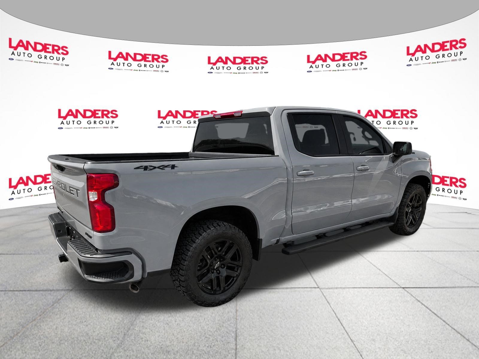 Used 2024 Chevrolet Silverado 1500 RST w/ Dark Appearance Package AWD/4WD image 9