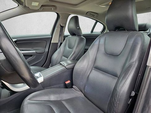 Used 2018 Volvo S60 T5 Inscription AWD/4WD image 15