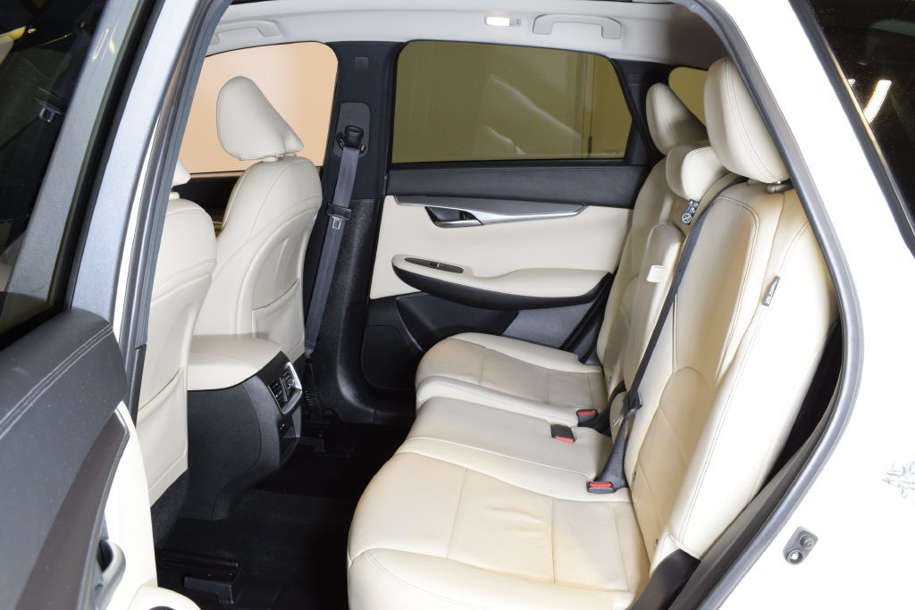 Certified 2022 INFINITI QX50 Luxe AWD/4WD image 29