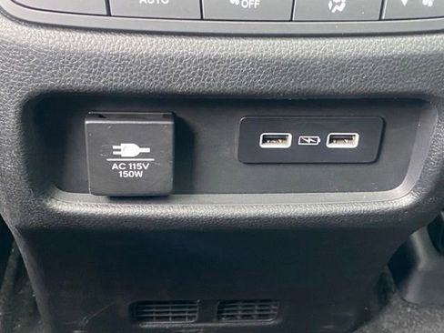 Certified 2023 Honda Pilot TrailSport image 33
