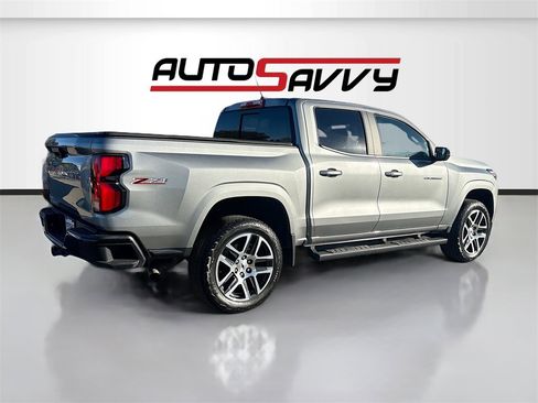 Used 2023 Chevrolet Colorado Z71 w/ Z71 Convenience Package 2 image 7