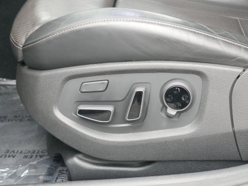 Used 2019 Genesis G80 3.3T Sport image 13