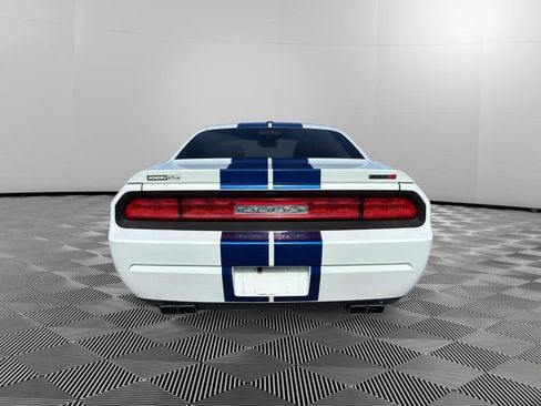Used 2011 Dodge Challenger SRT8 image 8