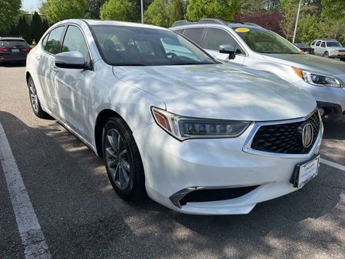 Used 2018 Acura TLX w/ Technology Package image 3