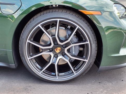 New 2025 Porsche Taycan image 34