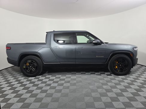 Used 2022 Rivian R1T Adventure AWD/4WD image 6