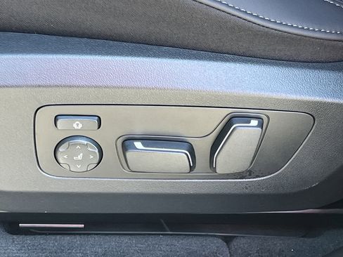 New 2026 BMW X3 M50 w/ Premium Package image 17