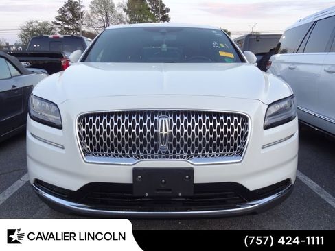 Certified 2023 Lincoln Nautilus Reserve AWD/4WD image 2