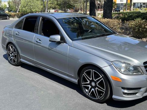 Used 2014 Mercedes-Benz C 250 Sedan image 22