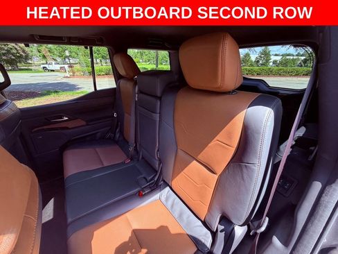 Certified 2024 Lexus GX 550 w/ Accessory Package (31) AWD/4WD image 18