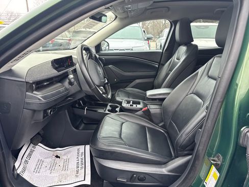 Used 2025 Ford Mustang Mach-E Premium image 23