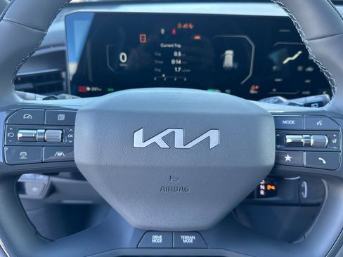 New 2026 Kia EV9 Land image 24