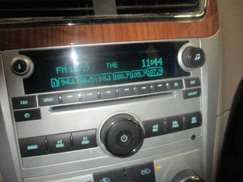 Used 2009 Chevrolet Malibu LT w/ Power Convenience Package image 28