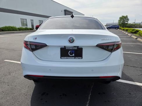 Used 2024 Alfa Romeo Giulia Ti AWD/4WD image 21