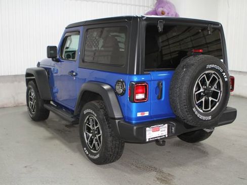 Used 2024 Jeep Wrangler Sport AWD/4WD image 26