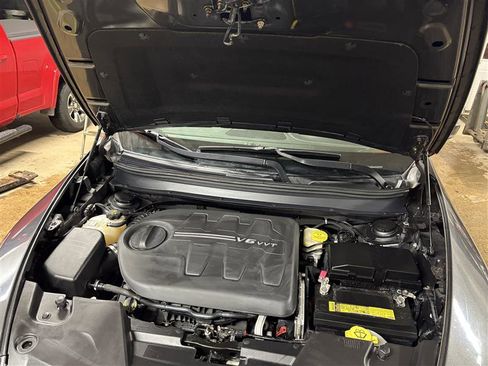 Used 2015 Jeep Cherokee Limited w/ Trailer Tow Group image 20