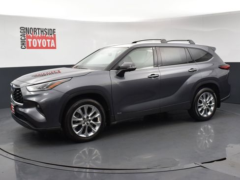 Used 2023 Toyota Highlander Limited AWD/4WD image 8