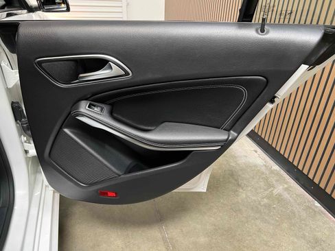 Used 2019 Mercedes-Benz CLA 250 image 74