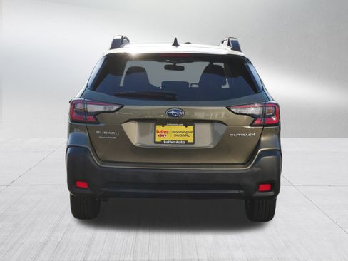 Used 2024 Subaru Outback Premium image 6