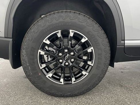 Used 2025 Chevrolet Traverse Z71 w/ Enhanced Driving Package image 54