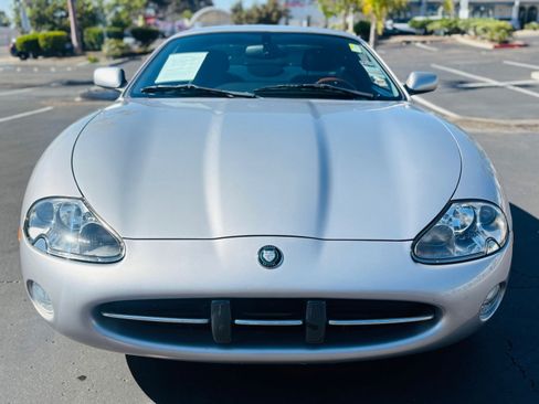 Used 2001 Jaguar XK8 Coupe RWD image 4
