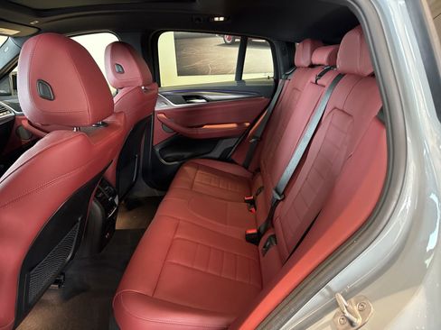 Certified 2024 BMW X4 M40i w/ Premium Package image 33