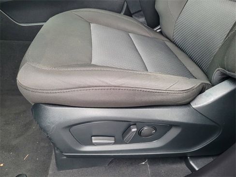 Used 2022 Ford Explorer XLT image 23