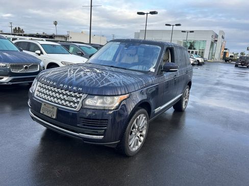 Used 2017 Land Rover Range Rover HSE image 2