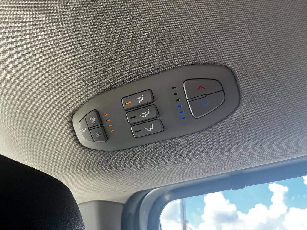 Used 2019 Kia Sedona EX w/ Paint Protection Package FWD image 19