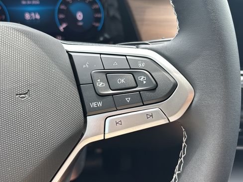 New 2026 Volkswagen Atlas SE FWD image 25