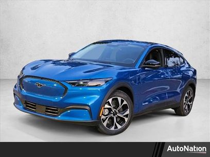 New 2025 Ford Mustang Mach-E Select w/ Comfort Package Lite