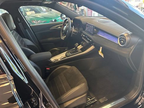 New 2025 Alfa Romeo Tonale AWD/4WD image 64
