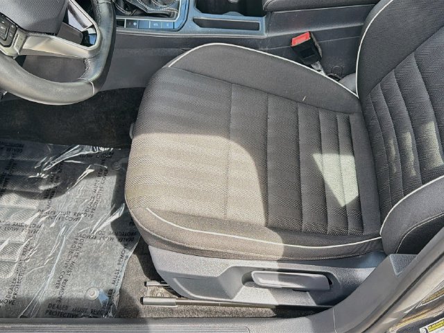 Used 2024 Volkswagen Jetta Sport FWD image 19