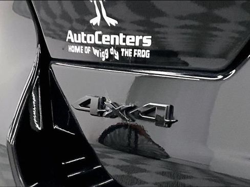 Used 2024 Jeep Grand Cherokee Altitude AWD/4WD image 9