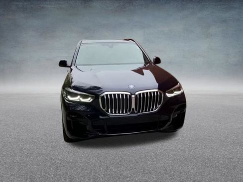 Used 2022 BMW X5 xDrive40i w/ M Sport Package AWD/4WD image 6