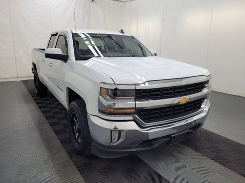 Used 2018 Chevrolet Silverado 1500 LT w/ All Star Edition AWD/4WD image 13