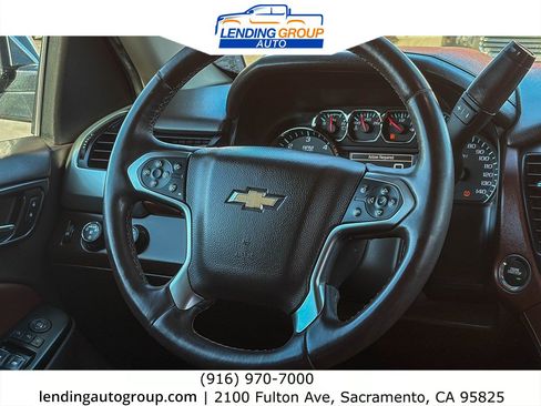Used 2015 Chevrolet Suburban LTZ AWD/4WD image 14