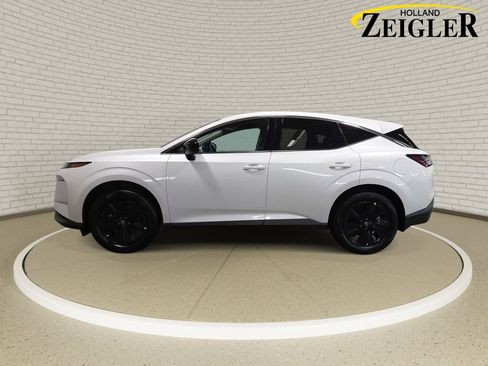 Certified 2025 Nissan Murano SV w/ Cargo Package AWD/4WD image 8