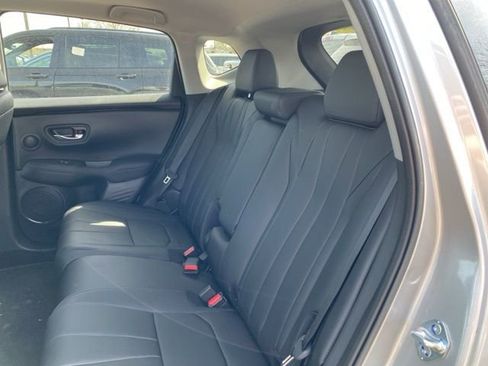 Used 2025 Acura ADX AWD image 15