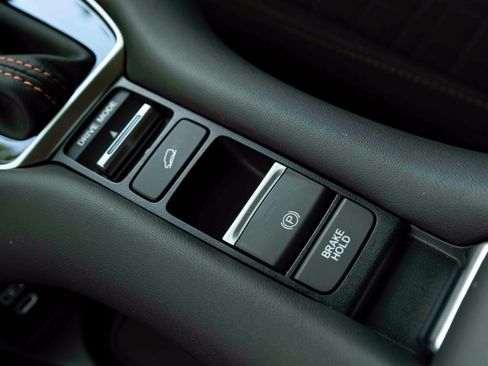 Used 2026 Honda HR-V Sport image 28