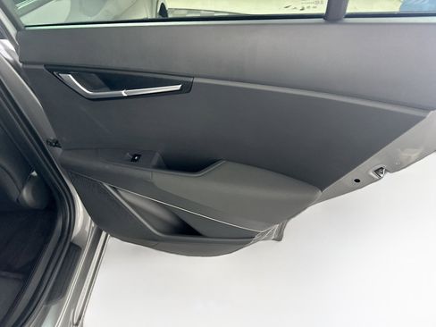 Used 2024 Kia Niro Wind FWD image 30