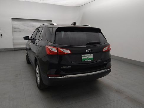 Used 2018 Chevrolet Equinox Premier FWD image 5