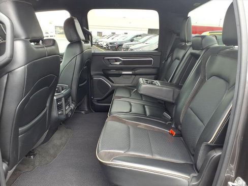 Used 2024 RAM 1500 Laramie image 7