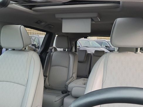 Used 2024 Honda Odyssey Elite image 13