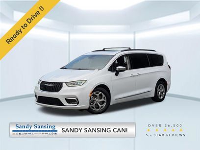 Used 2023 Chrysler Pacifica Limited