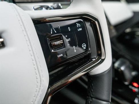 New 2025 Land Rover Range Rover Sport SV Edition Two image 22