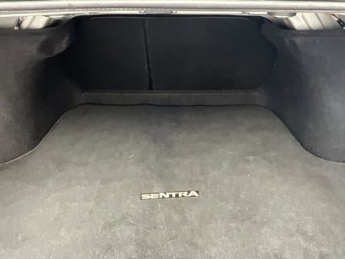 Used 2022 Nissan Sentra SV image 18