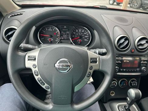 Used 2015 Nissan Rogue S w/ Convenience Package AWD/4WD image 15