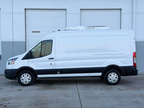 Used 2021 Ford Transit 250 Medium Roof image 2